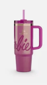 The Barbie™ x Stanley Icon Quencher | 40 OZ - Icona Barbie™ Edizione Limitata - Foto 1 di 1