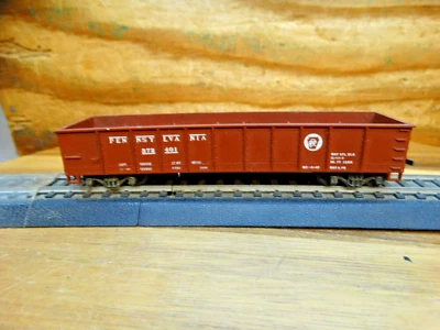 Mantua HO Scale 41' Pennsylvania PRR 372408 Brown Gondola - Image 1 of 4