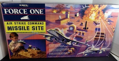Sitio de radar ERTL Force One Air Strike Command 1990 de colección - caja abierta completa Foto 1 de 4