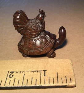 Japanese Boxwood Netsuke - Chicken on Turtle - Signed - Picture 1 of 8