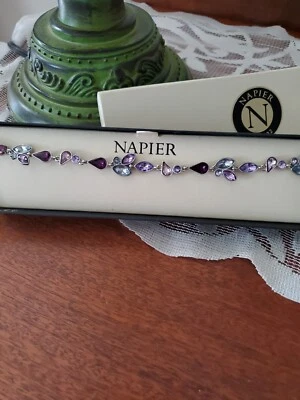 Pulsera Tenis Napier Tono Plata Vintage Púrpura y Transparente Estrás Nuevo de Lote Antiguo Foto 1 de 4