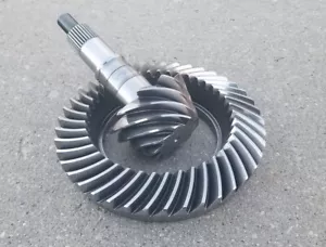 Engranajes pulidos Ford REM de 8,8 pulgadas - anillo y piñón Ford de 8,8" - relación 3,55 - NUEVO - Imagen 1 de 4