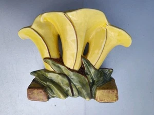 McCoy Pottery Cream Triple Calla Lily Vase Planter Art Deco Style 1950's Vintage - Afbeelding 1 van 6