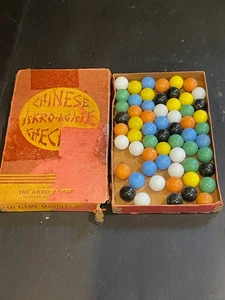 1930's Complete 60 Pc Boxed Set Akro Agate Marbles for Chinese Checkers Orig Box - Picture 1 of 4