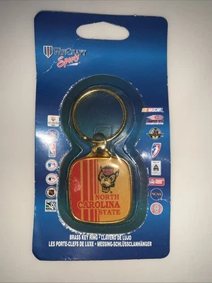 Llavero WinCraft vintage de latón NC State Wolfpack  Foto 1 de 2