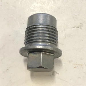J9C7788 Oil Drain Plug New genuine Jaguar Land Rover part - Picture 1 of 9
