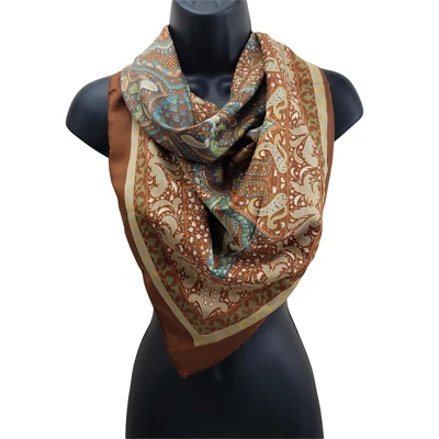 Cachecol feminino marrom geométrico poliéster 34"/34" envoltório quadrado para cabelo - Imagem 1 de 4