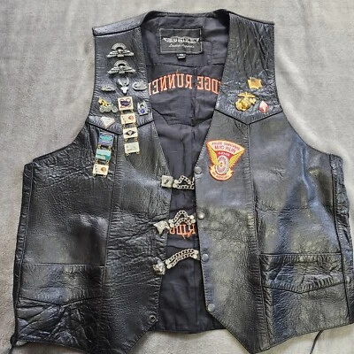 Vintage UNIK Biker Motorcycle Vest Veteran Eagle American Flag Pins Patches NJ  - Image 1 of 4
