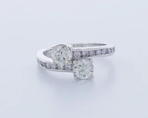 Anillo Promesa Banda Dividida Oro Blanco 14K Redondo Diamantes Creados en Laboratorio 1.9 CTW - Imagen 1 de 4