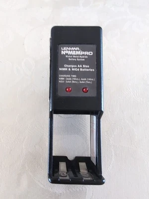 Lenmar Battery Charger BCUNI3 for AA, AAA, Li-ion, NiMH, NiCd. - Image 1 of 2