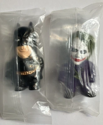 General Mills 2008 El Caballero Oscuro Batman y Joker Estatuillas Cereal Premium Nuevo en Paquete Foto 1 de 3