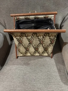 Carrito de coser tapiz floral vintage cesta de tejer soporte de hilo marco de madera - Imagen 1 de 10