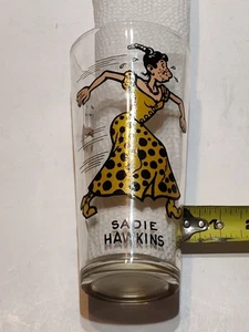 Vintage 1975 Al Capp SADIE HAWKINS Cartoon Character Glass - Lil' Abner - Picture 1 of 5