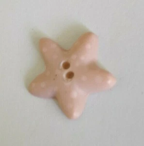 Spotted stars 2-hole - 17 mm 11/16" JHB BUTTONS (pick color) - Picture 1 of 3