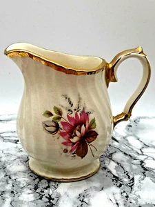 Vintage Sadler Rose Cream / Milk Jug - Picture 1 of 10