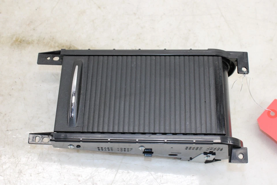 Suporte para copo console central 2008-2015 Infiniti Q60 G37 cupê fabricante de equipamento original Gu51 - Imagem 1 de 4