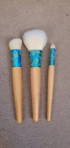 Set of 3 brand new ecotools makeup brushes. Bamboo handles - Picture 1 of 3