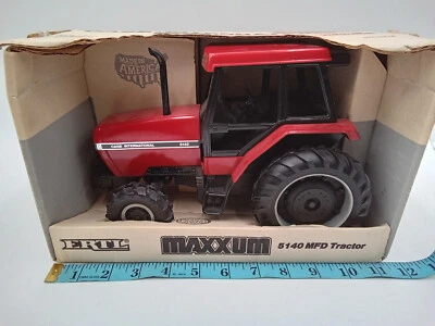 De colección ERTL Case International MAXXUM 5140 MFD Tractor 1/16 Diecast NUEVO Foto 1 de 4