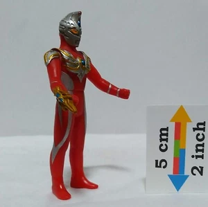Figura Vinilo Ultraman Max 2005 Bandai 3.9" - Imagen 1 de 12