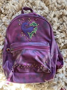 descendants backpack argos