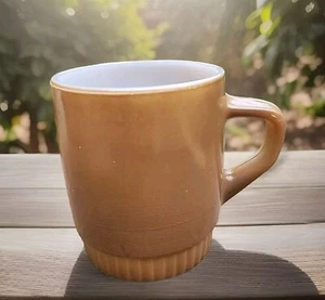 Taza de café apilable vintage Anchor Hocking Fire King bronce retro repuesto - Imagen 1 de 8