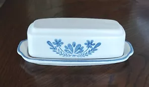 Vintage Pfaltzgraff Yorktowne USA Butter Stick Dish With Cover - Picture 1 of 4