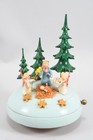 Q74B65- Erzgebirge Figuren mit Thorens Spieluhr Stille Nacht 
