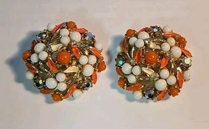 VINTAGE Coral & White W/AB Crystal Round 1.5" Cluster Clip On Earrings EC - Picture 1 of 6