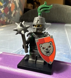NUOVO SET MINIFIGURE LEGO SERIE 15 CAVALIERE SPAVENTOSO cmf 71011 minifigure castello - Foto 1 di 3