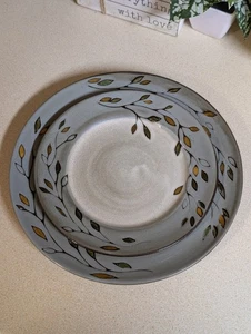 Pfaltzgraff Studio - Pastoralblätter - 10,75" Abendessen und 8,75" Salatteller  - Bild 1 von 9