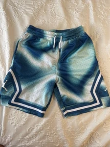 air jordan shorts boys xl - Picture 1 of 3