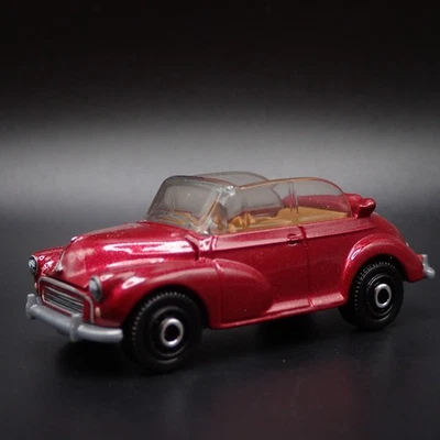 MORRIS Minor Berlina Convertibile 2 Due Porta 1:64 Diorama Scala Modellino Auto - Immagine 1 di 4