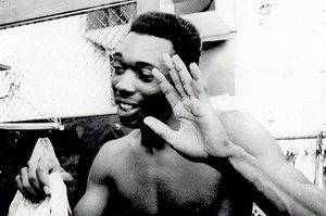 1973 Wire Photo in locker room Cleveland Indians baseball George Hendrick - Foto 1 di 2