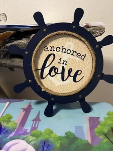 anchored love - Picture 1 of 4