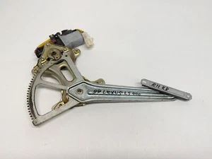 Regulador de ventana trasera P50320 1998-2000 Lexus LS400 con motor lado pasajero OEM - Imagen 1 de 5