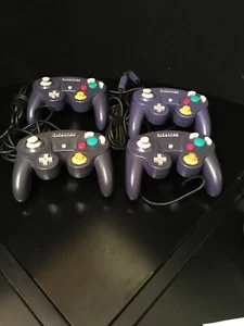 4 lila Nintendo Gamecube Controller alle funktionieren super. Kosmisch defekt. - Bild 1 von 10