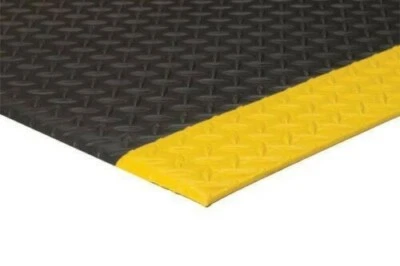 3' x 10' x 1/2'' Thick Diamond Foam Anti Fatigue Matting & Industrial Mat - Image 1 of 2