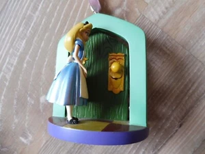 Disney Shop Alice im Wunderland Sammelfigur Baumschmuck Tür zum Wunderland Deko - Bild 1 von 20