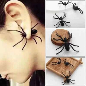 SPIDER EARINGS Black Stud Pair Whimsical Halloween Party Gift Fashion 3D - Picture 1 of 4