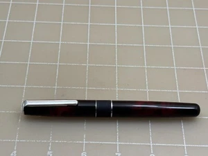 Judd's Very Nice Burgundy Tombow Rollerball Pen - Picture 1 of 5