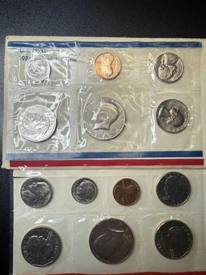 Juego de acuñación de Estados Unidos 1981 (OGP) con 13 monedas Susan B Anthony Foto 1 de 2