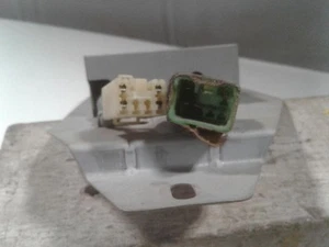 Audio Equipment Radio Cassette Fits 88-89 MAZDA 929 1348964 - Picture 1 of 3