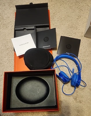 Beats Solo HD by Dr. Dre 810-00014 Wired Headband Headphones Deep Blue - Image 1 of 4