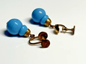 Vintage Clip on Earrings Screw Back Bue Dangle Drop Glass Stone Gold Metal - Picture 1 of 7