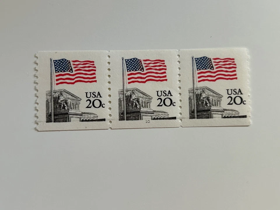US Stamps SC# 1895a Flag over Supreme Court 22c coil strip of 3 P#10 MNH 1981 - Image 1 of 1