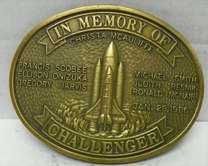 EN MEMORIA DEL TRANSBORDADOR ESPACIAL CHALLENGER HEBILLA DE CINTURÓN VINTAGE 1986 - Imagen 1 de 2