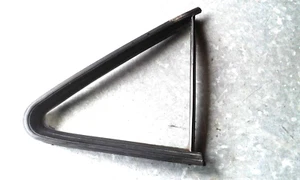 VITRE  CUSTODE ARRIERE DROITE PEUGEOT 405 - Bild 1 von 2