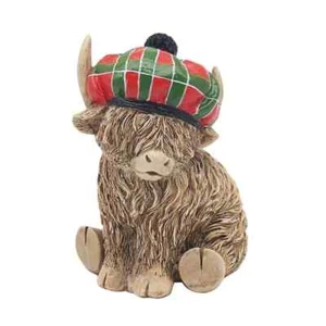TARTAN CAP SITTING HIGHLAND COW ORNAMENT HOME DECOR - Picture 1 of 2
