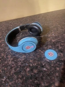 China Monster Beats by Dr. Dre Rare Knockoffs Blue/Red Not Working For Parts - Picture 1 of 17