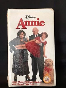 Annie (VHS, 2000) - Picture 1 of 3